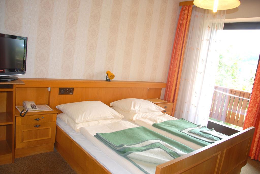 Fruehstueckspension Wiesenhaus Miesenbach  Rom bilde